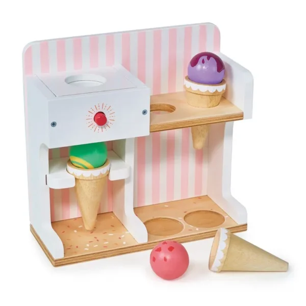 Ice-Cream-Kiosk-by-Mentari
