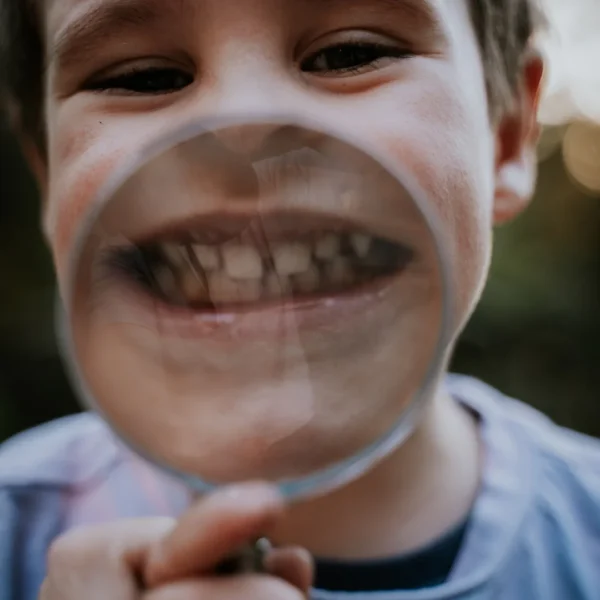 Sherlock Glass Magnifying Glass