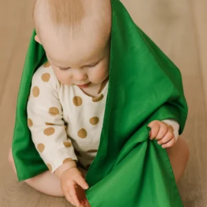Green Play Silk (90cm) by Play Silkies